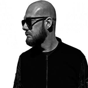 Meet your Posher, Larry